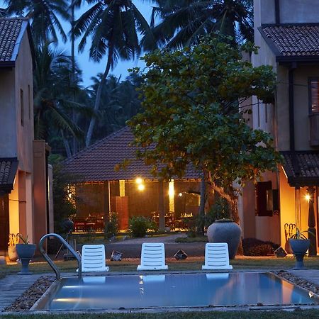 Villa Sunbird Негомбо Экстерьер фото